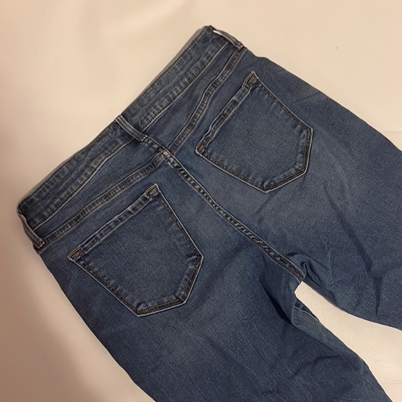 Old navy rockstar mid rise, size 10 - Picture 6 of 7